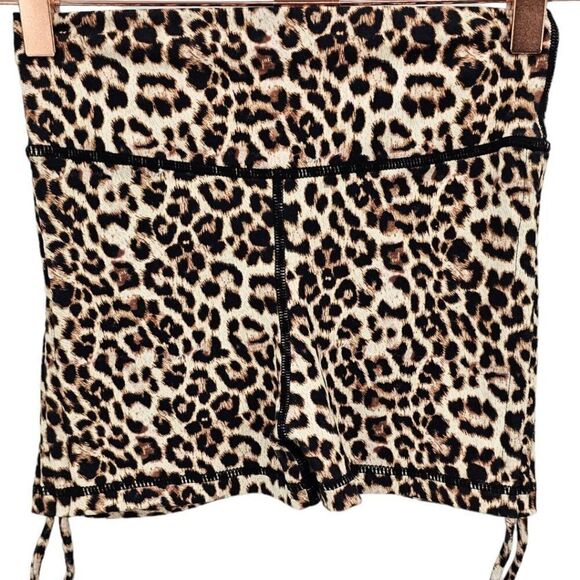 ZYIA Womens S Leopard Brilliant Hustle Athletic Shorts - Picture 4 of 5